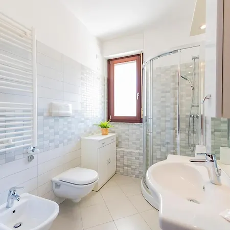 Apartament Guesthost - Your Dream In Awaits! Montesilvano Marina