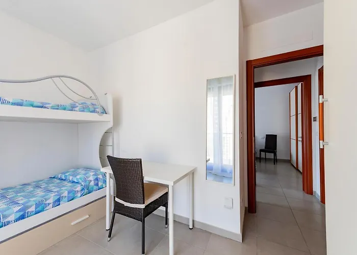 Guesthost - Your Dream In Awaits! Apartman