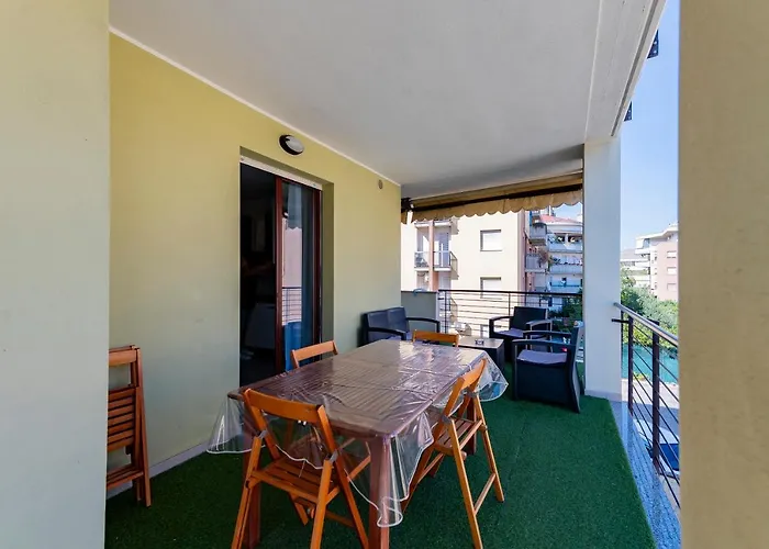 Guesthost - Your Dream In Awaits!